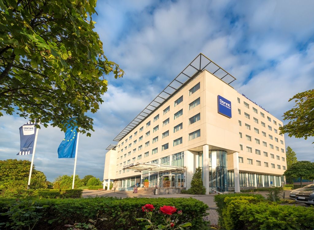 Ramada By Wyndham Amsterdam Airport Schiphol 4*